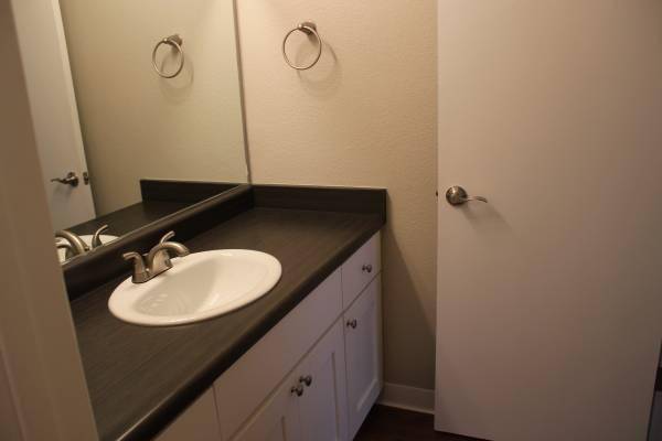 Apartments on Del Monte Avenue · Morgan Hill photo 4