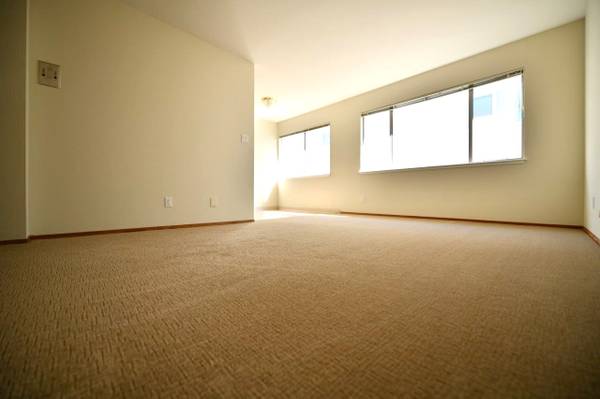 0BR/1BA Apartment on Lee St · Oakland photo 5