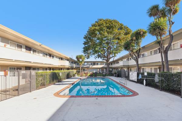 Apartments on Meekland Ave · San Lorenzo photo 3