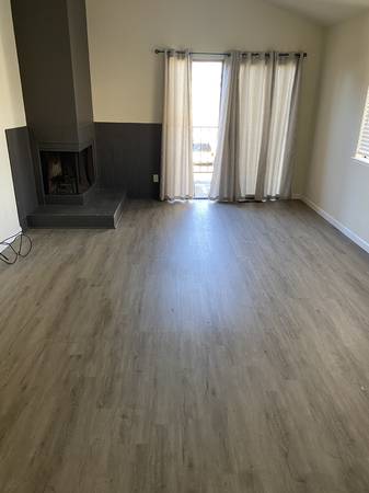 2BR/3BA Duplex · Aptos photo 2