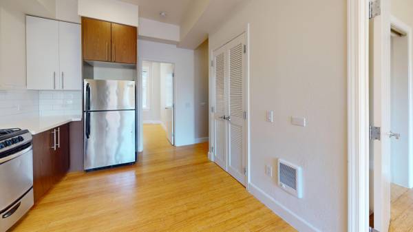 Flats on Leavenworth Street · San Francisco photo 2