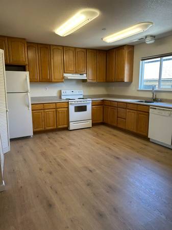3BR/2BA Other · Healdsburg photo 3