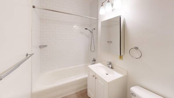0BR/1BA Apartment on California Street · San Francisco photo 5