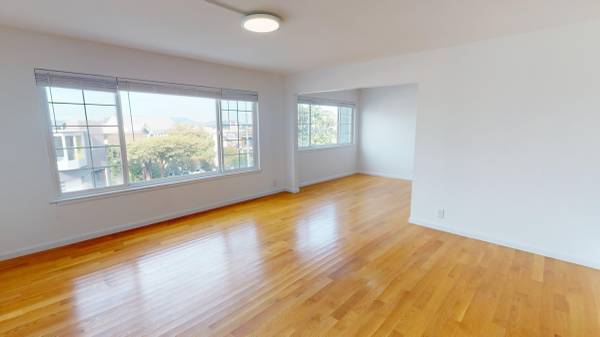 1040 Ashbury photo 2