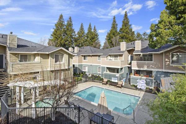 Apartments on Bel Air Drive · Concord photo 5