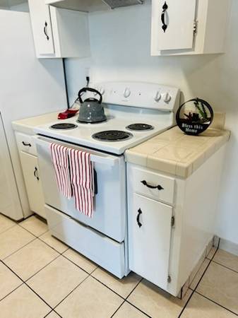 1BR/1BA Apartment · Campbell photo 3