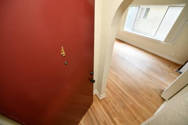 479 Merritt Ave Oakland, CA 94610 photo 5
