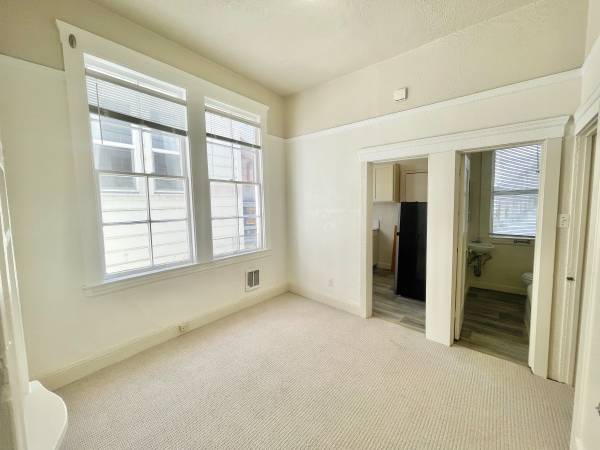 585 Birch St, San Francisco (Apartment) photo 3