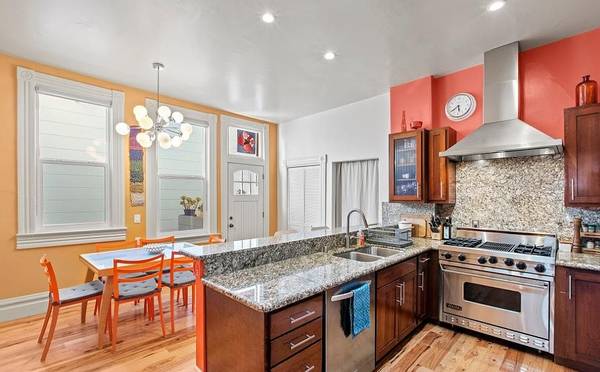 3BR/2BA Apartment · San Francisco photo 4