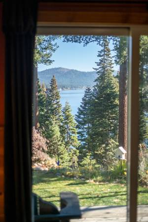 3BR/2BA Apartment · Tahoe Vista photo 4
