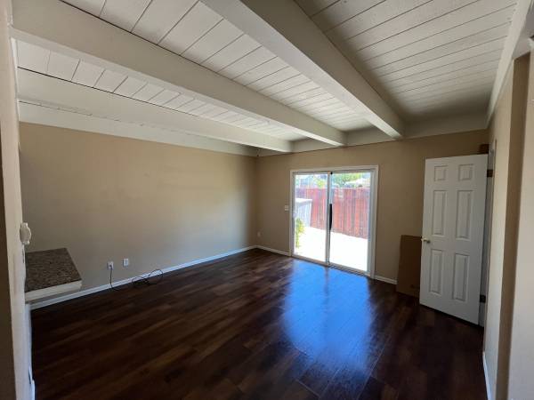 2BR/2BA Single Family House on Berry · Santa Cruz photo 3