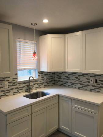 3BR/1BA Apartment · Berkeley photo 2