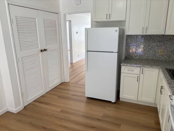 2BR/1BA Apartment · Hayward photo 2