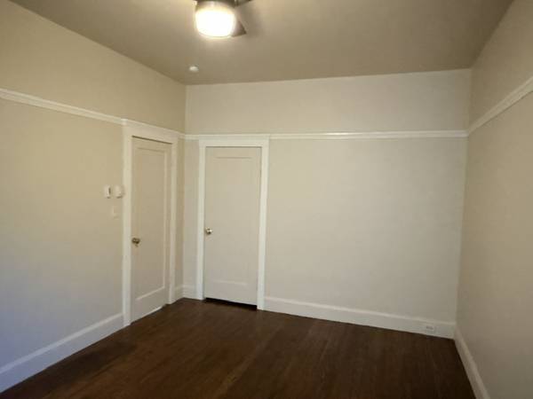 1BR/1BA Apartment · Oakland photo 4