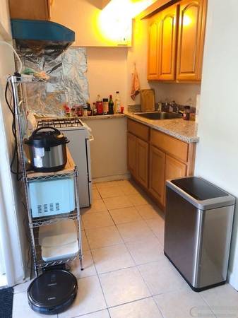 2BR/1BA Apartment · Mountain View photo 4