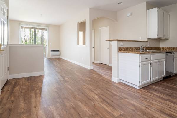 1BR/1BA Apartment · Cupertino photo 3