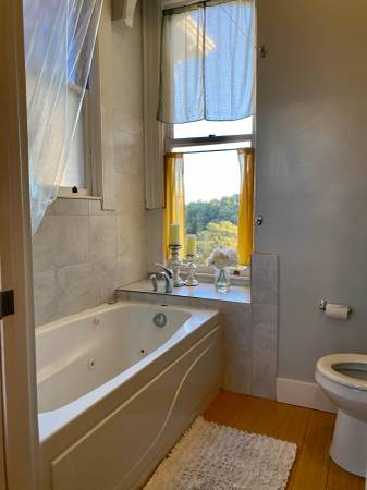 1BR/1BA Apartment · San Francisco photo 3