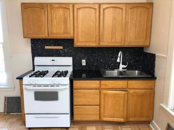 1BR/1BA Apartment · Berkeley photo 2