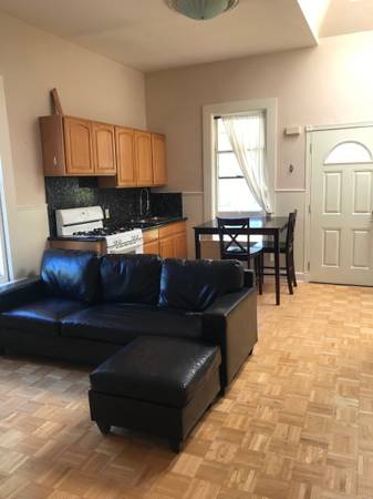 1BR/1BA Apartment · Berkeley photo 3