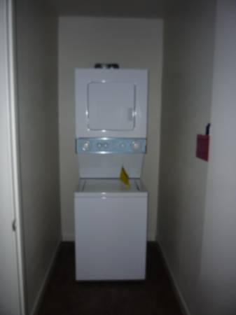 1BR/1BA Townhouse on E 9th Street · Pittsburg photo 5