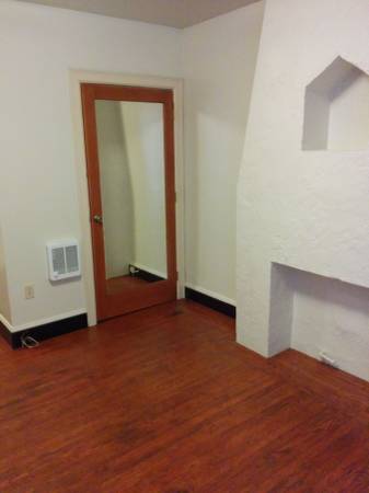 1BR/1BA Apartment · Berkeley photo 2