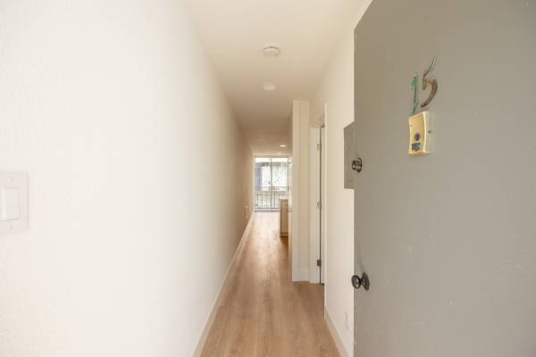 1BR/1BA Apartment on Guerrero Street 15 · San Francisco photo 3