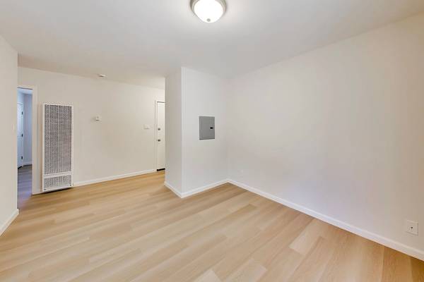 Buckeye Apartments photo 2