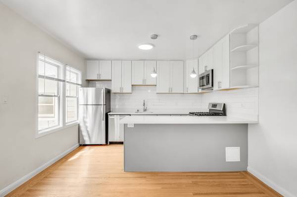 2BR/1BA Apartment on Chestnut Street 03 · San Francisco photo 5