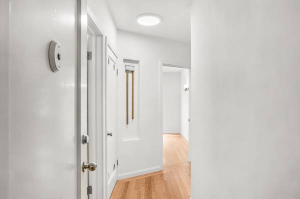 2BR/1BA Apartment on Chestnut Street 03 · San Francisco photo 3