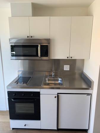 0BR/1BA Apartment · San Francisco photo 3