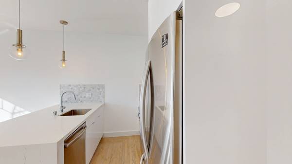 625 Guerrero photo 2