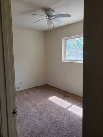 2BR/1BA Apartment · El Sobrante photo 4