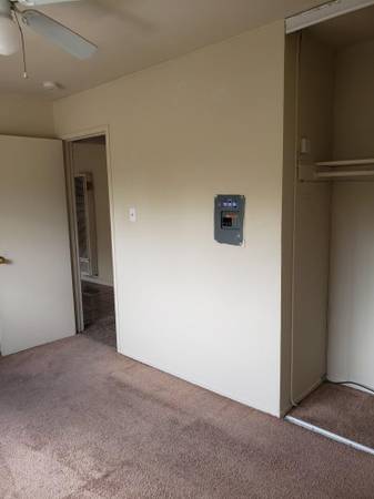 2BR/1BA Apartment · El Sobrante photo 5