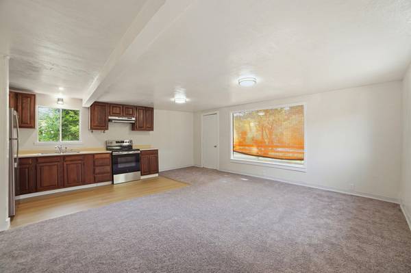 2BR/1BA Apartment · Guerneville photo 5