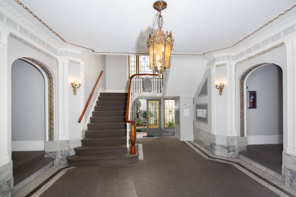 0BR/1BA Apartment · San Francisco photo 5