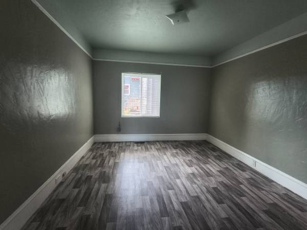 2BR/1BA Duplex · Emeryville photo 5