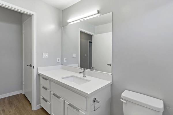 1BR/1BA Townhouse on South Bascom Avenue · Campbell photo 5