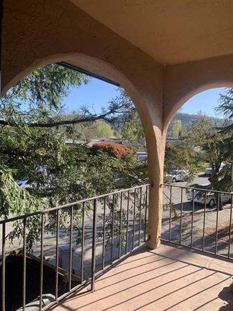1BR/1BA Apartment on Saint Paul Drive - 3 · Santa Rosa photo 2