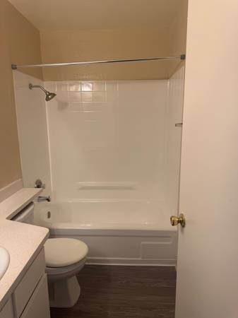 3BR/1BA Apartment · Concord photo 3