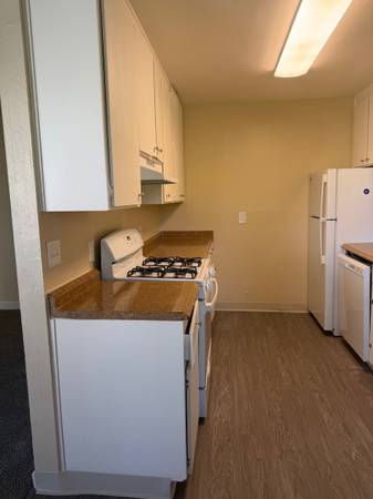 3BR/1BA Apartment · Concord photo 2