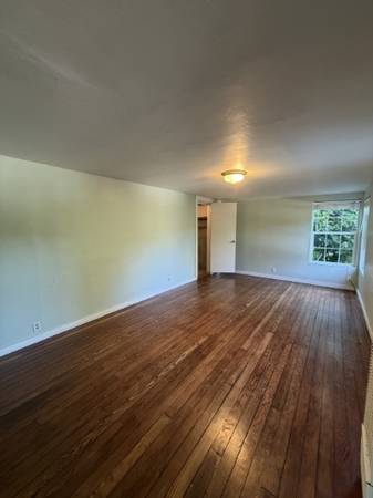 1BR/1BA Single Family House on South Fitch Mountain Road · Healdsburg photo 4