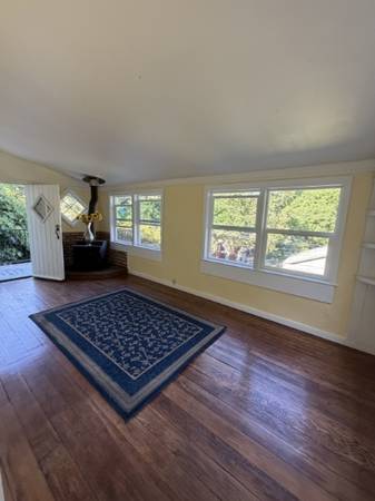 1BR/1BA Single Family House on South Fitch Mountain Road · Healdsburg photo 3
