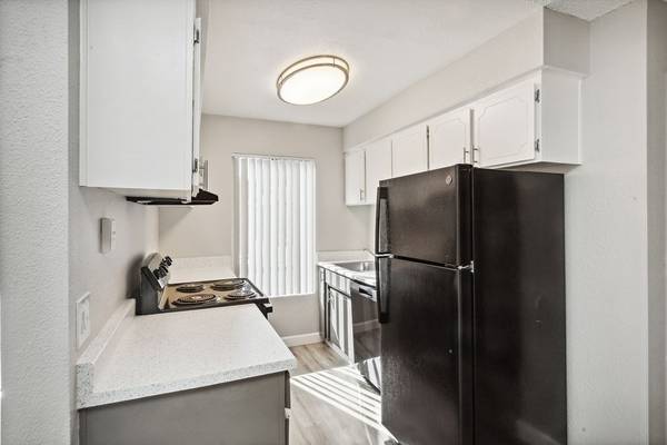 1BR/1BA Apartment · Antioch photo 4