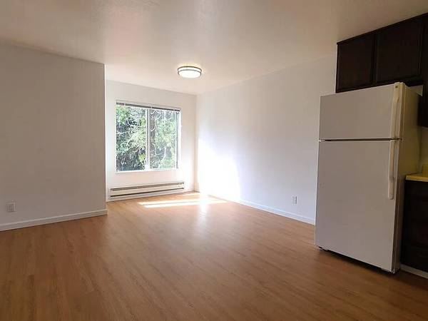 Potrero Hill - 3 Br, 2.5 Ba House 1,388 Sq. Ft. - 3D Virtual Tour, Large Private Yard photo 3