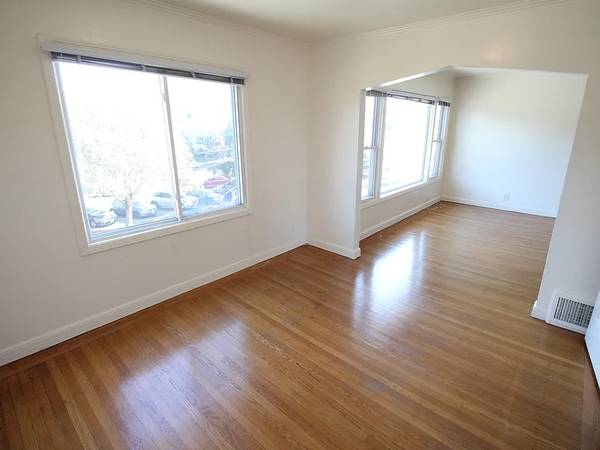 2BR/1BA Flat on 14th Avenue · San Francisco photo 3