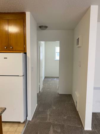 1BR/1BA Apartment · Oakland photo 5