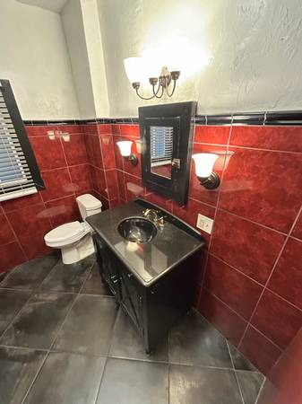 1BR/1BA Apartment on Vernon St. · Oakland photo 2