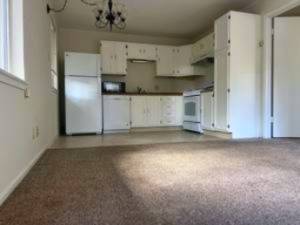 Desirable Mountain View 4 Bed + 3.5 Bath + Office Home. Close To Downtown Mountain View. Great Location. photo 2