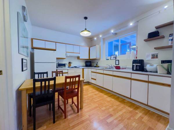 1BR/1BA Apartment · San Francisco photo 3