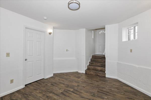 3BR/1BA Flat on 20th St Unit F · Oakland photo 4